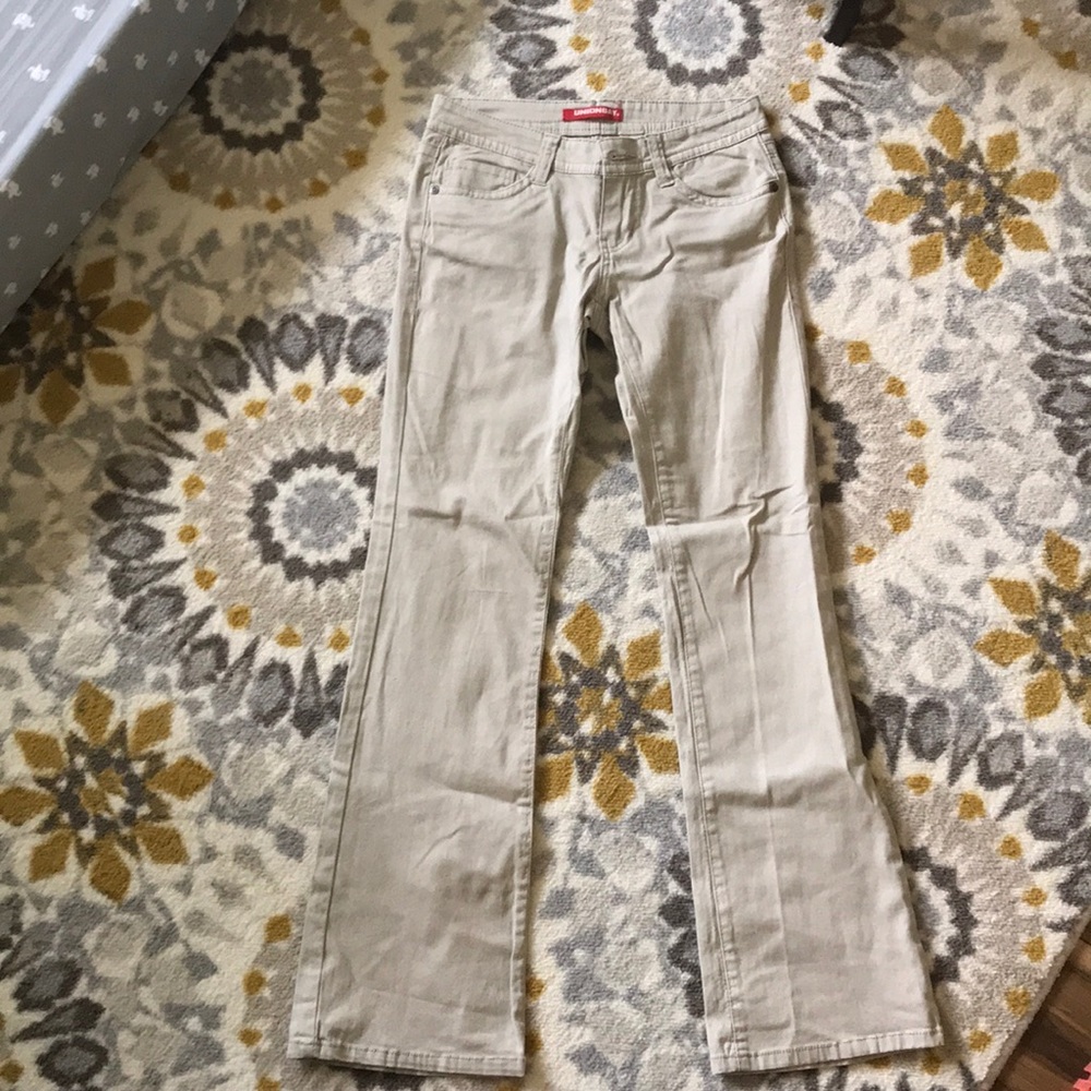 Khaki pants